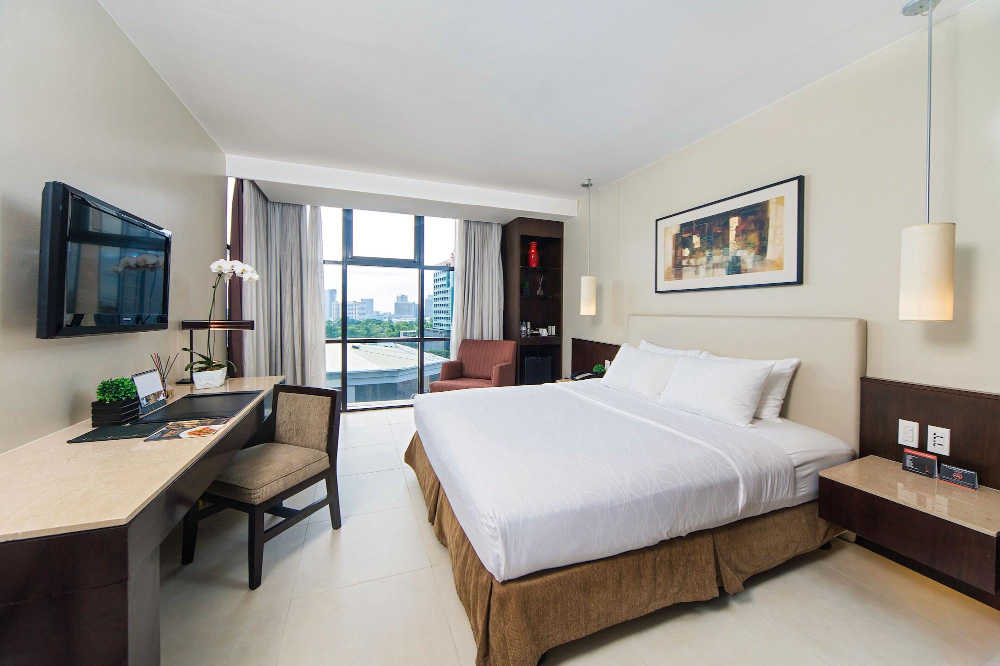 The B Hotel Alabang Muntinlupa City Екстер'єр фото