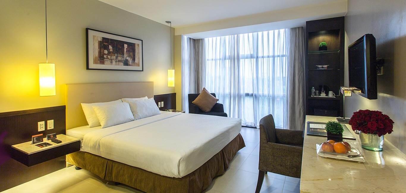 The B Hotel Alabang Muntinlupa City Екстер'єр фото