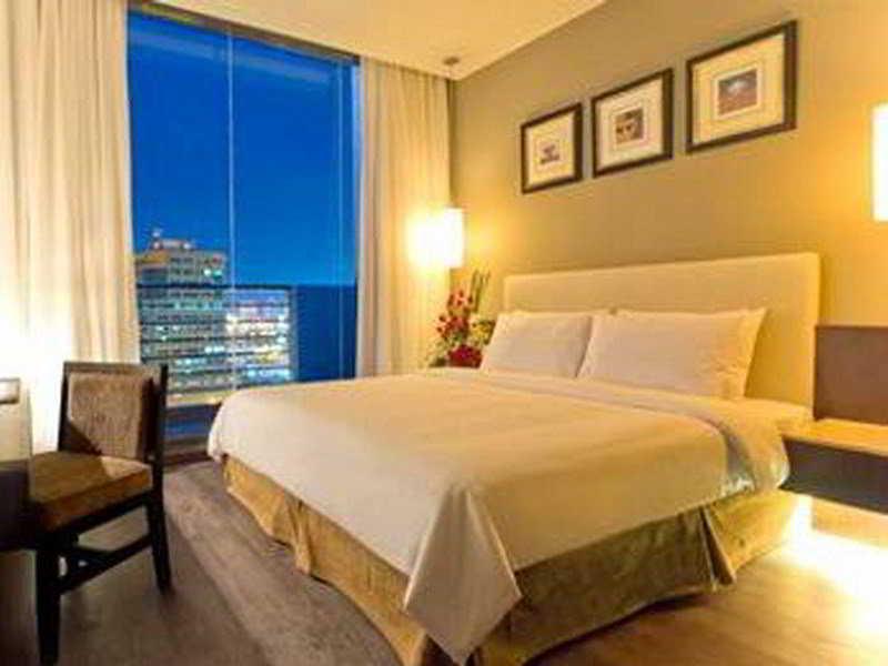 The B Hotel Alabang Muntinlupa City Екстер'єр фото