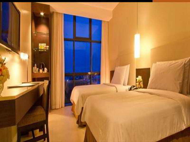 The B Hotel Alabang Muntinlupa City Екстер'єр фото