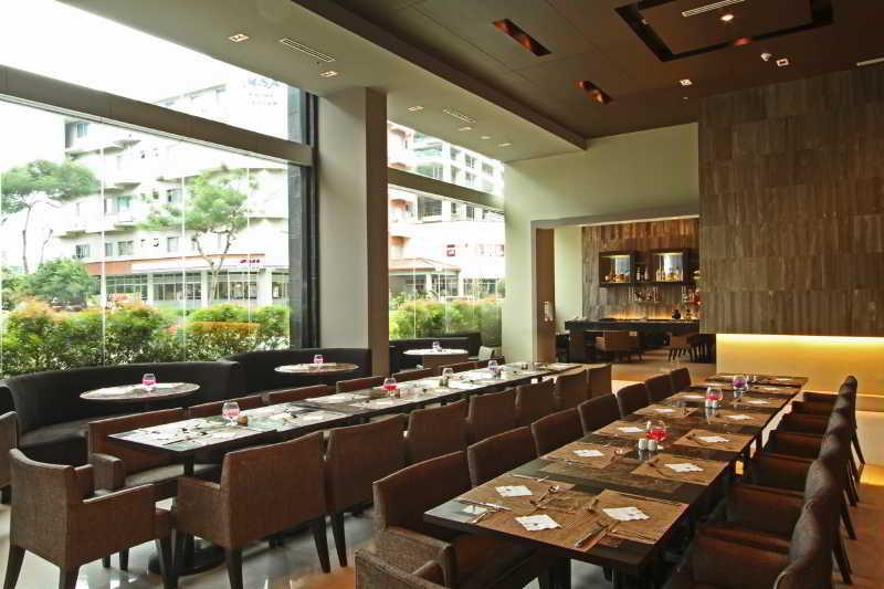 The B Hotel Alabang Muntinlupa City Екстер'єр фото