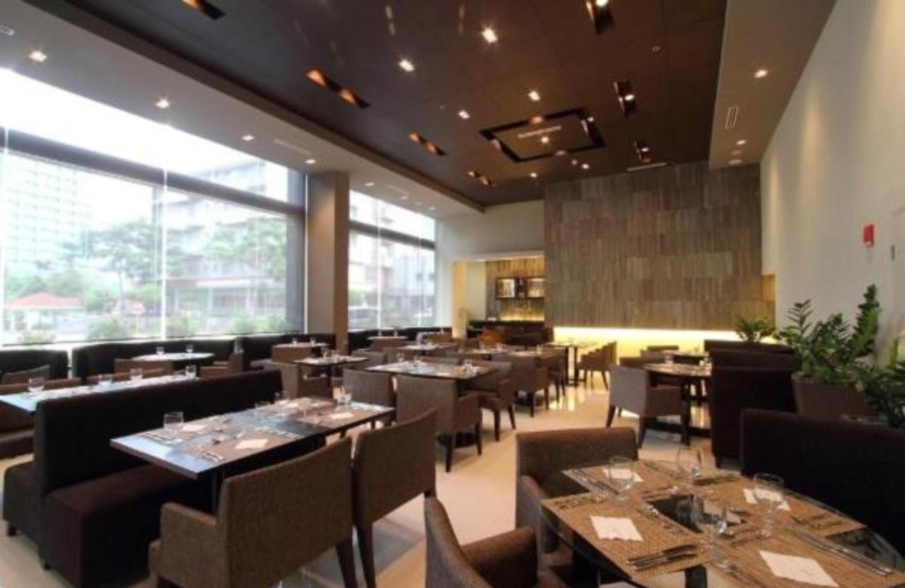The B Hotel Alabang Muntinlupa City Екстер'єр фото