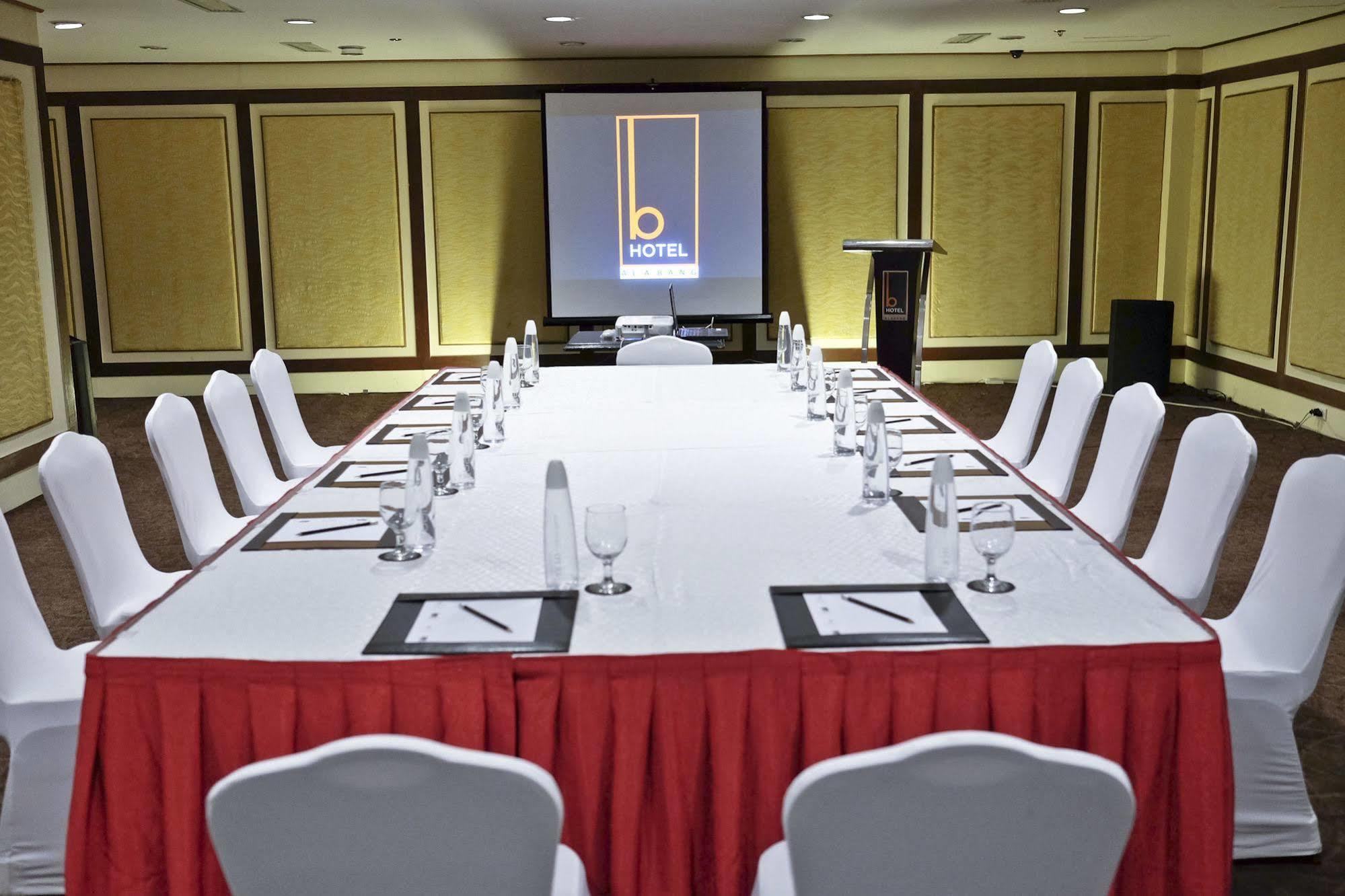 The B Hotel Alabang Muntinlupa City Екстер'єр фото