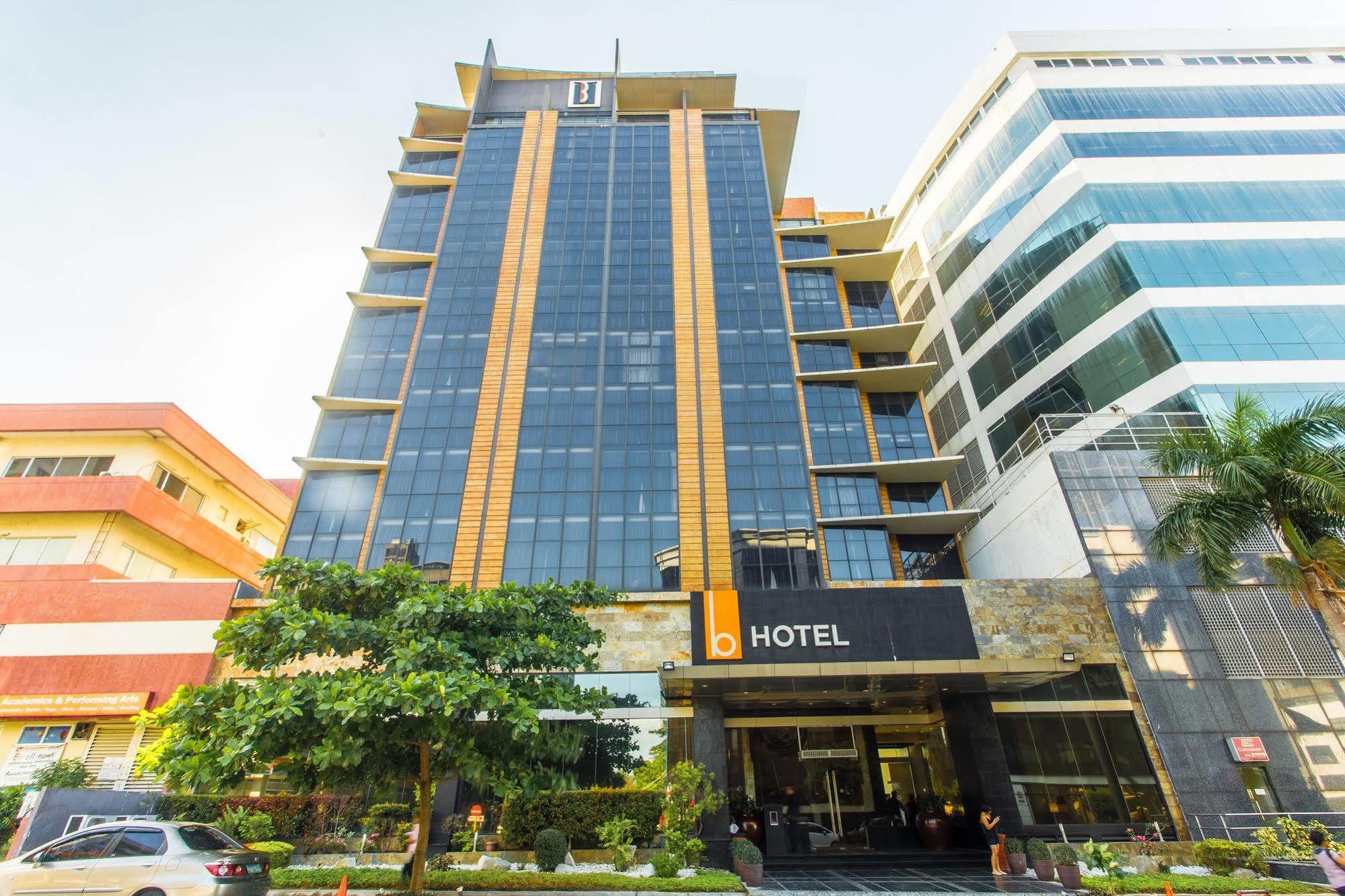 The B Hotel Alabang Muntinlupa City Екстер'єр фото