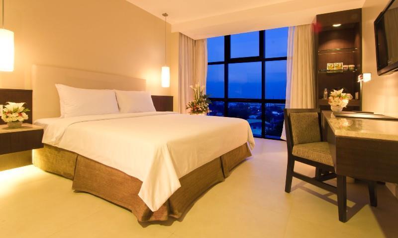 The B Hotel Alabang Muntinlupa City Екстер'єр фото