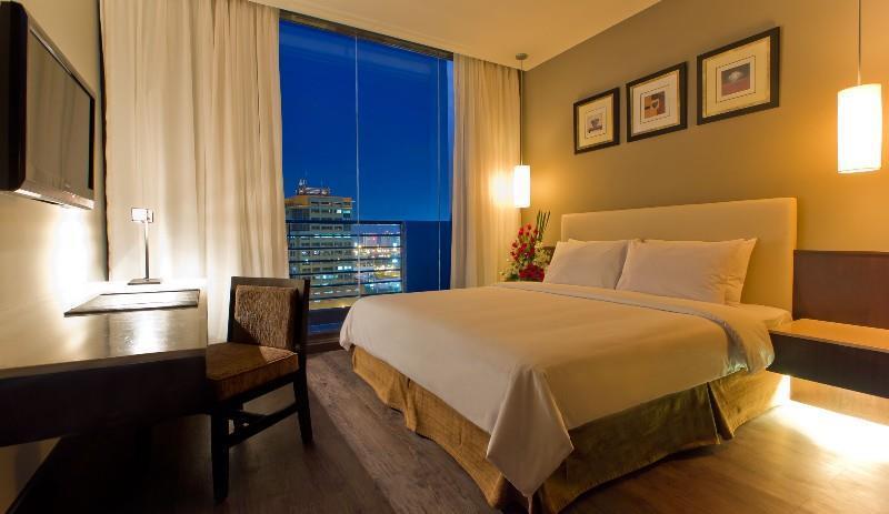The B Hotel Alabang Muntinlupa City Екстер'єр фото