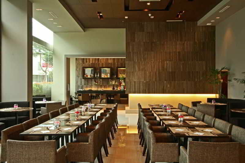 The B Hotel Alabang Muntinlupa City Екстер'єр фото